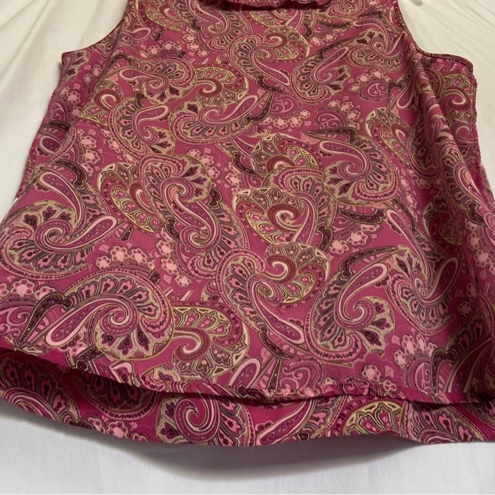 NOTIONS Sz-L Silky/Soft Paisley Tank-top, 1 Back 🗝️Hole Button- Good Used Shape - Picture 10 of 16